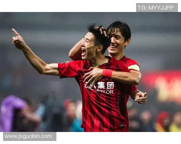 全北现代与上海上演精彩对决谁将赢得这场亚洲足球盛宴